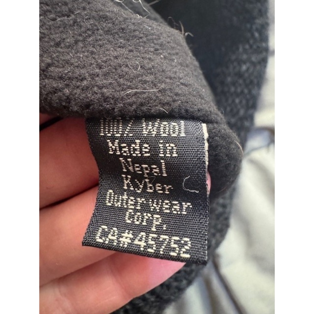 Kyber Outerwear Wool Nepal Winter Hat Grey Green Checkered - Picture 7 of 9